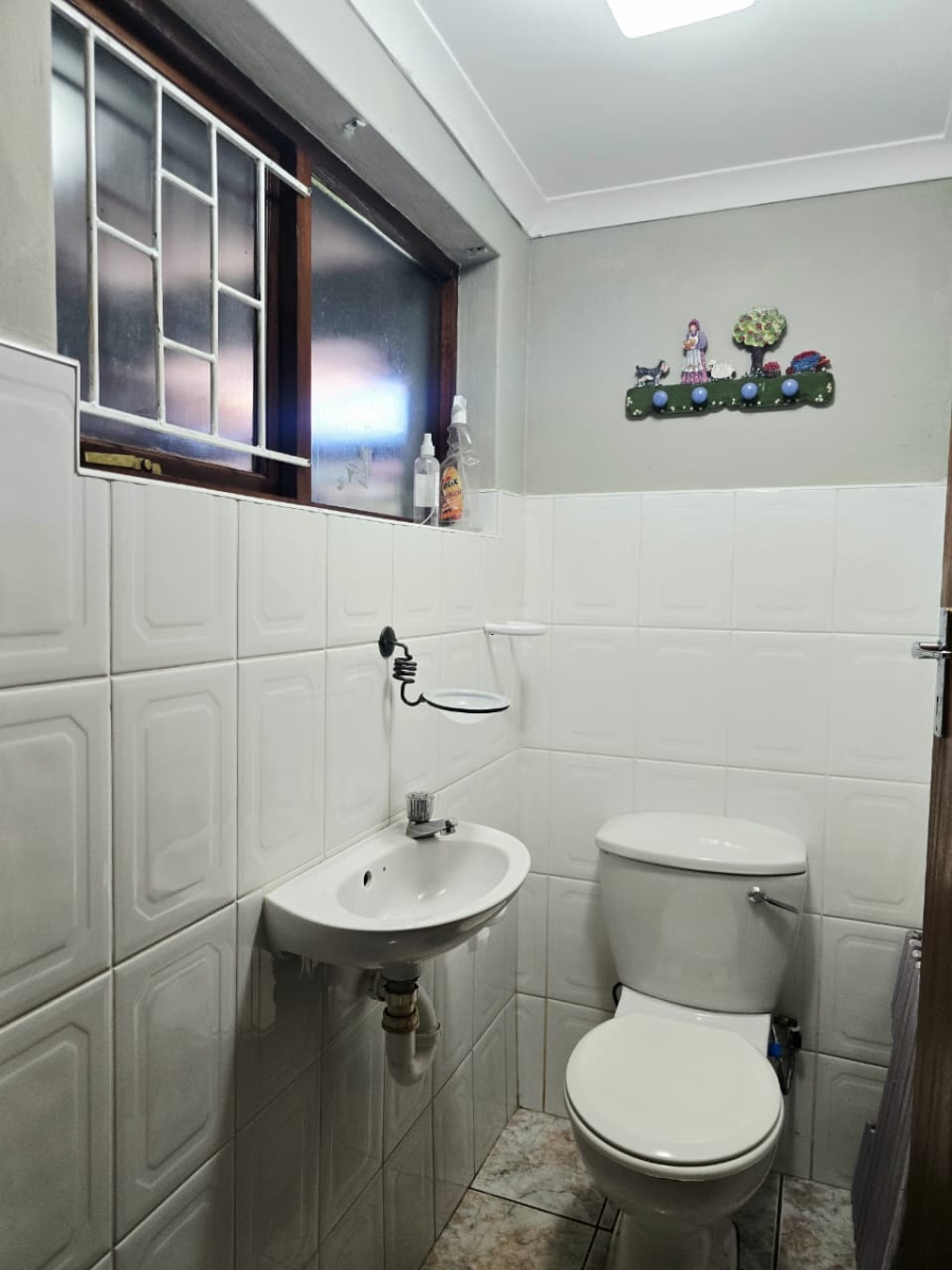 4 Bedroom Property for Sale in Blanco Western Cape